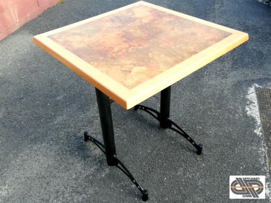 lot tables bistrot werzalit 70x70 occasion professionnel