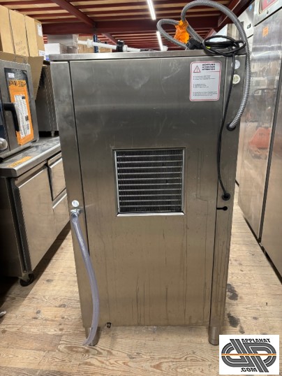 Machine de dos pour production de glace écaillée