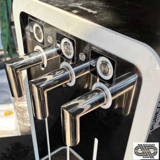 Distributeur à eau microfiltrée Purezza Waterlogicidentique Blupura Ecochic 80 Culligan d'occasion