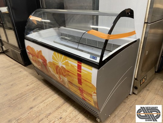 Vitrine a glace occasion marque ISA type et modèle GEL ECO ISABELLA LX 13 RS TB R290 LED