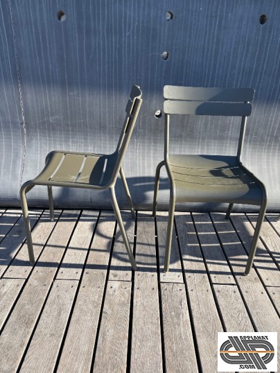 Lot de chaises d'occasion FERMOB