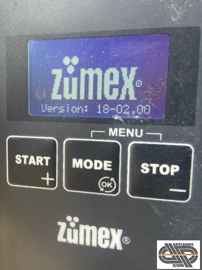 tableau de commande d'une machine a jus d'orange Zumex
