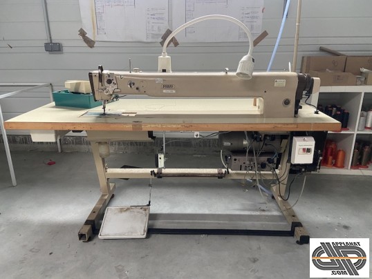Machine à coudre industrielle PFAFF 1445 grand bras à 85 cm de passage