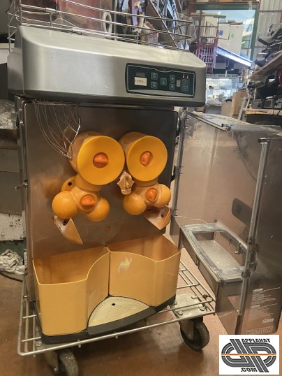 Presse oranges professionnel Sempa Zumex Type 200  occasion