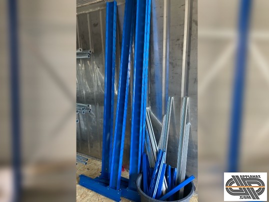 Lot cantilever occasion charges legeres