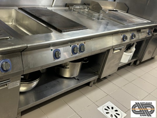 Ensemble cuisson électrique cuisine professionnelle Electrolux 900 XP occasion