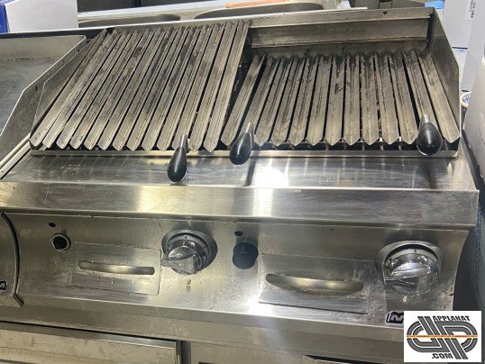 Dessus gril pierres de lave charcoal d'occasion à poser marque MBM modèle GPL777  d'occasion