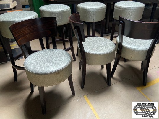 lot de mobilier de restaurant en liquidation