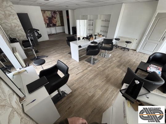 Agencement de salon de coiffure d'occasion