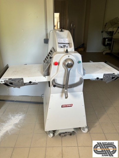 Laminoir boulangerie d'occasion GECOMA LT500-700 récent