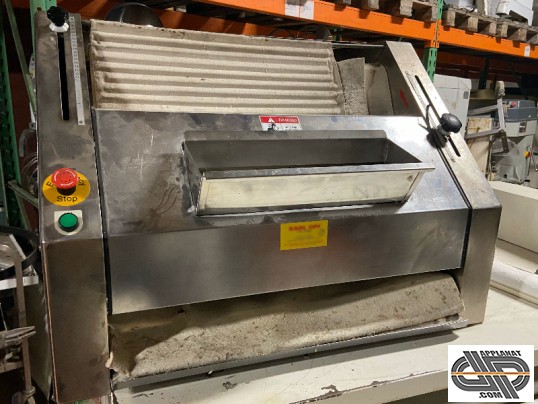 faconneuse de boulangerie d'occasion en inox