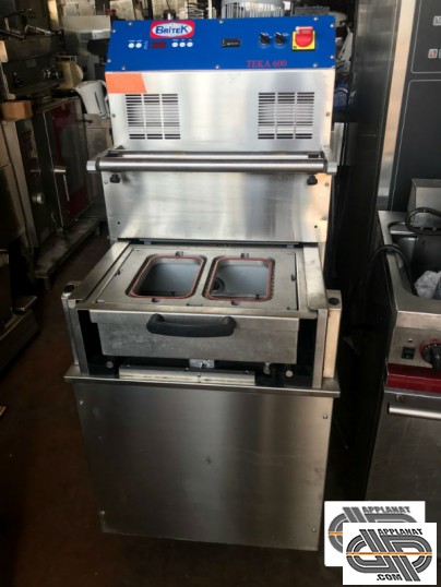 Operculeuse à barquettes BRITEK pour emballage MAP Thermoscelleuse semi automatique professionnelle d'occasion