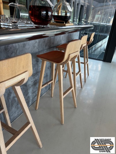 Tabouret de dos