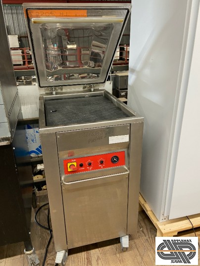 Machine sous vide professionnelle à cloche KOMET PlusVac 23 d'occasion
