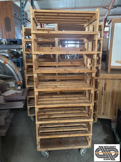 Etagère bois naturel sur roulettes à 9 niveaux 76,5 x 50 x h 183 cm