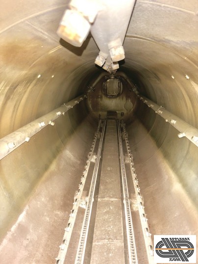 intérieur d'autoclave statique horizontale , chauffe vapeur, avec convoyeur pour chariots