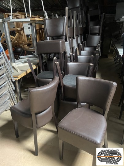 Lot 80 chaises restaurant bar brasserie , marron brun wengé, occasion 