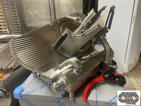Trancheur a jambon professionnel marque DADAUX modèle Major Slice 350 occasion