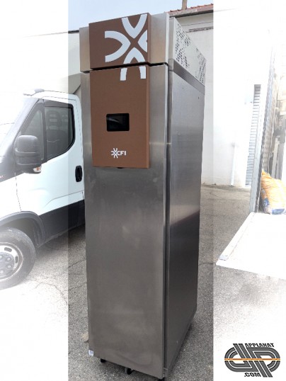 Armoire verticale inox à température contrôlée CFI Criolla 46 d'occasion