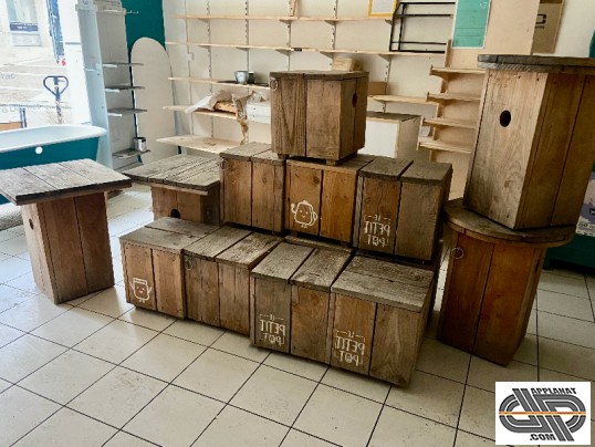 Lot meubles bois naturel d'occasion tabourets et tables basses