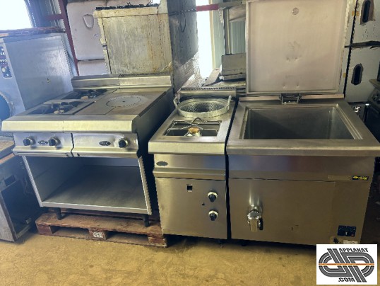 Ensemble cuisson gaz CAPIC d'occasion gamme 900 pour collectivité, charcuterie , traiteur