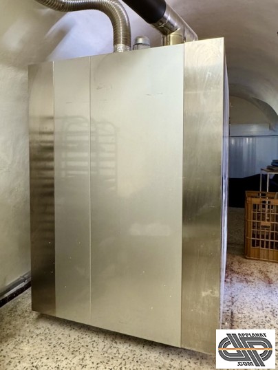 Four de boulangerie d'occasion récent habillage inox