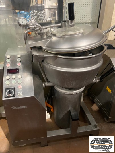 Cutter STEPHAN à cuve double enveloppe, système sous vide modèle UM / VM 44 d'occasion
