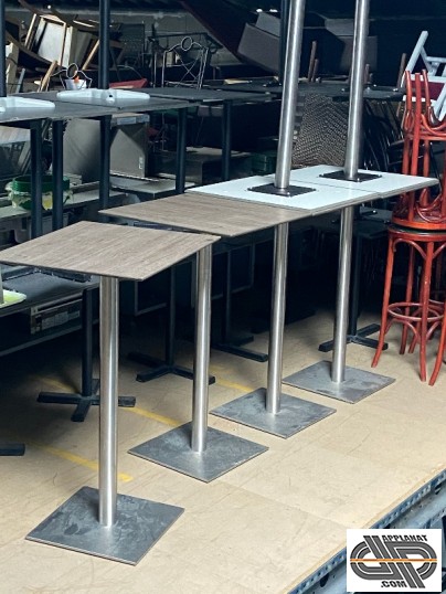 Lot de tables hautes restaurant bistrot snack