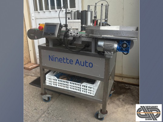 Etiqueteuse a bouteilles professionnelle CDA Ninette auto occasion 