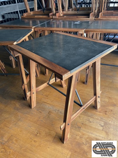 Table bistrot d'occasion style ancien établi ou petit bureau rétro