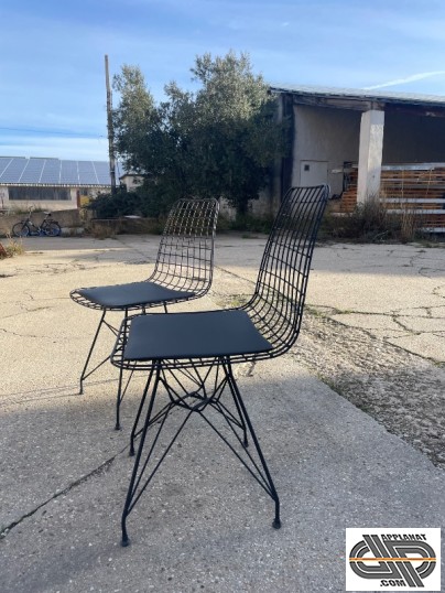 Chaises de côté