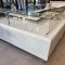 Grand comptoir en angle 4m70 x 2m40 : vitrine design resto traiteur