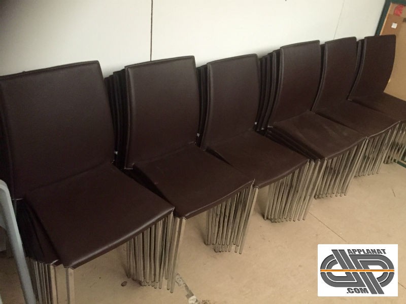 Lot de 50 chaises d’intérieur (Marrons & pieds chromés)  METRO  NELLY