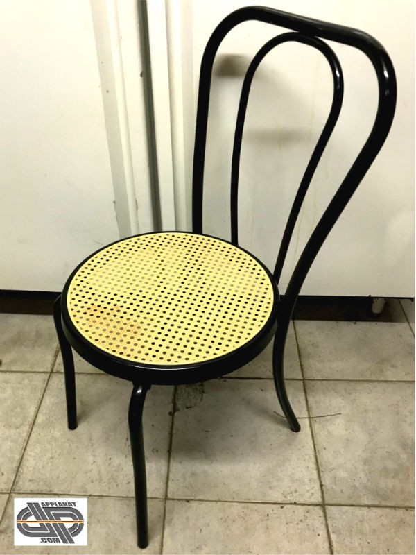 Lot 22 chaises bistrot noires occasion  VENDU